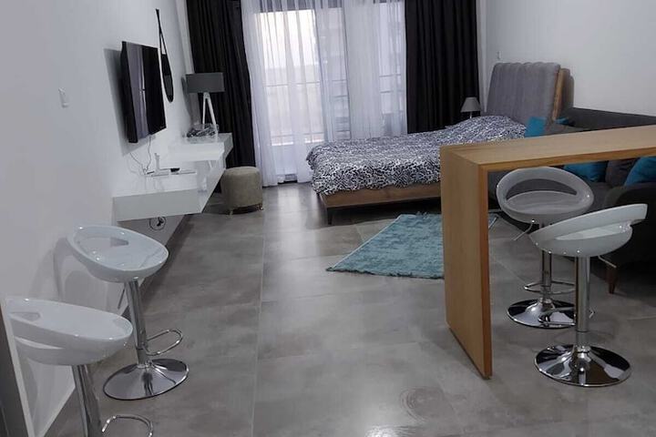 Room 2 of 24