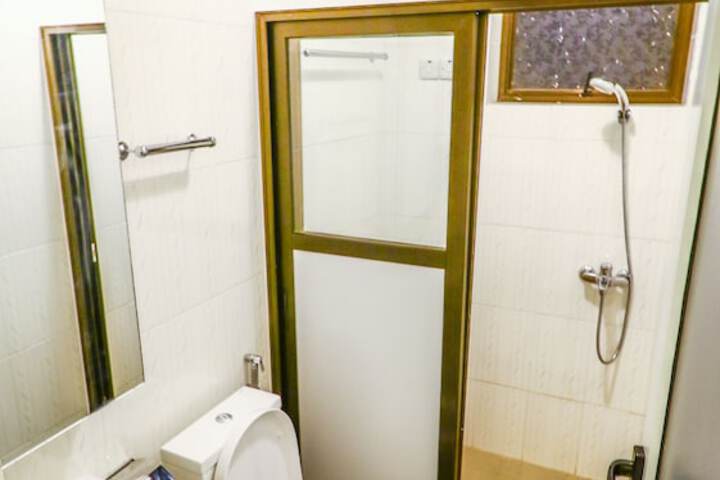 Room 15 of 43