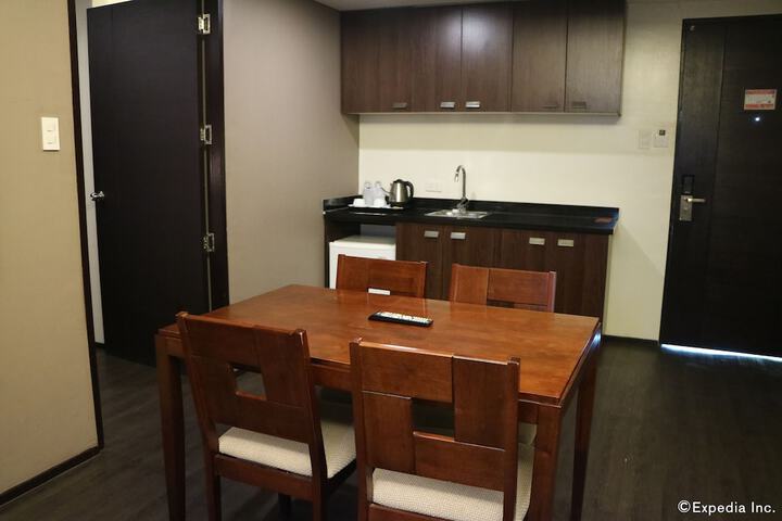 Room 20 of 40