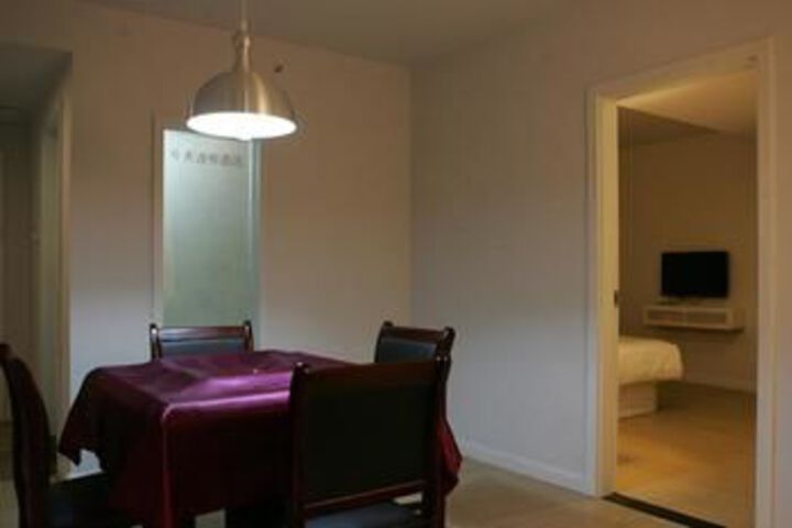 Room 18 of 47