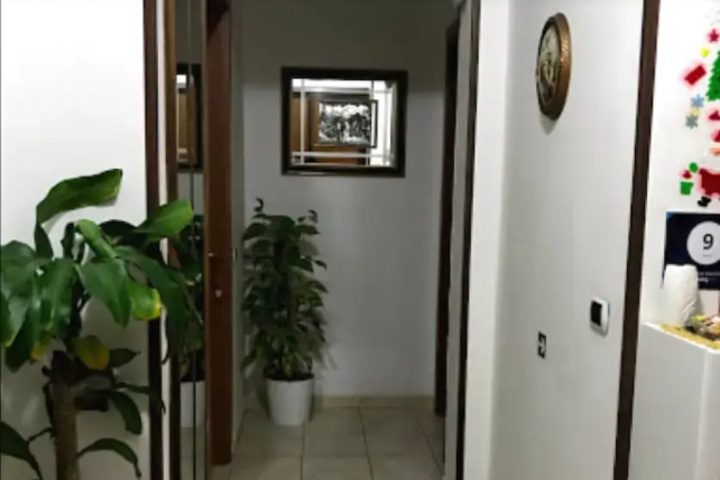Room 12 of 12