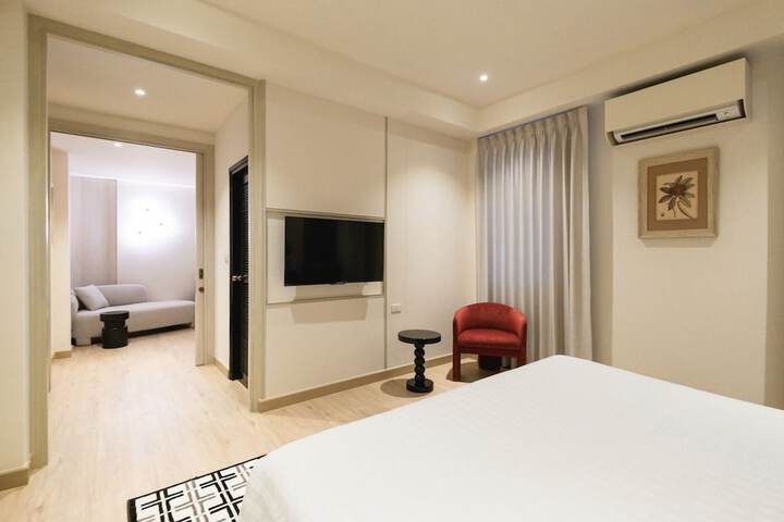 Room 21 of 73