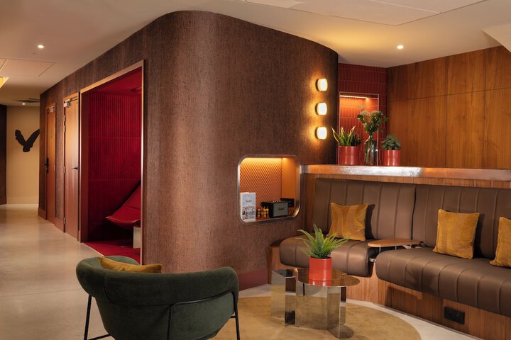 Hotel Interior 16 of 203