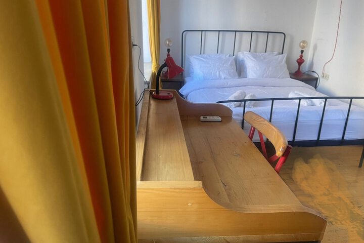 Room 51 of 120