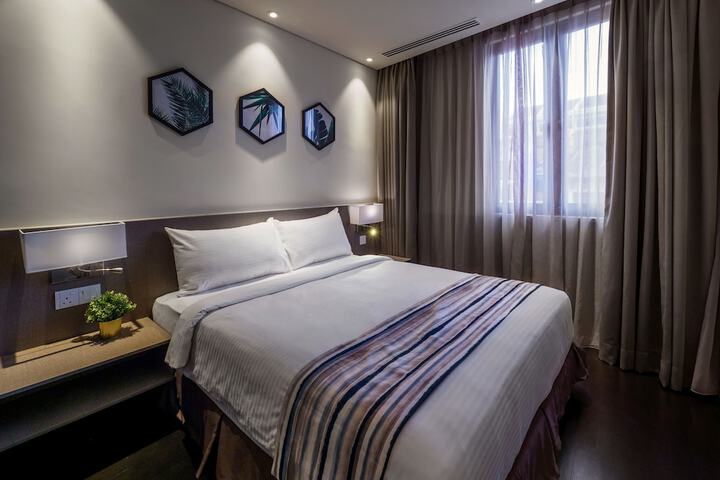 Room 15 of 20