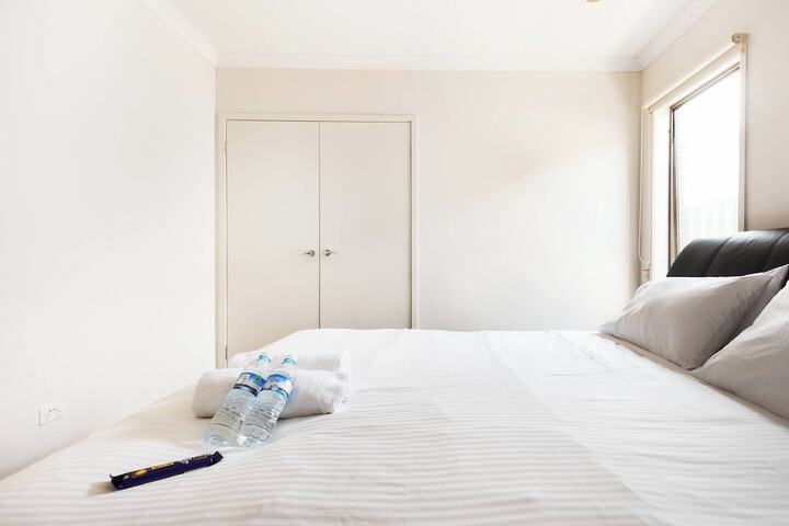 Room 8 of 41