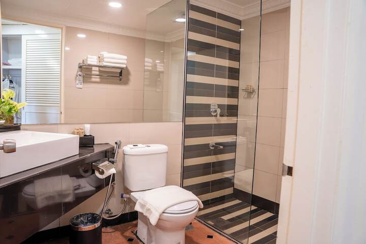 Bathroom Interior Photo