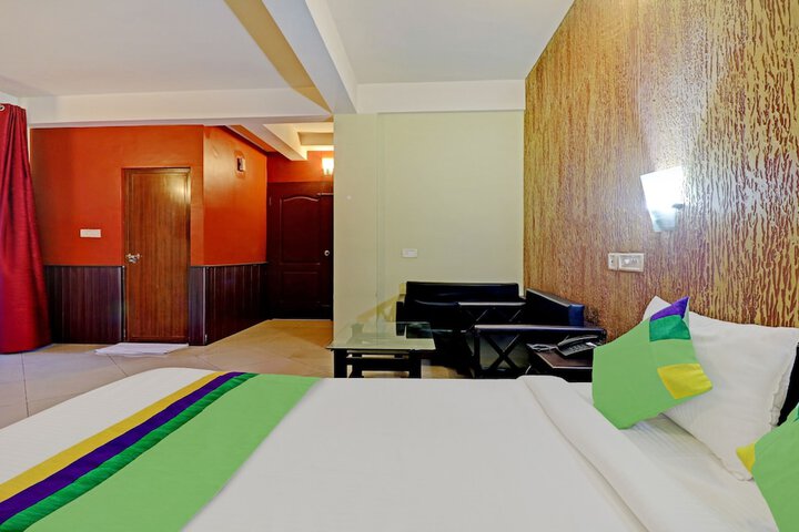 Room 34 of 36