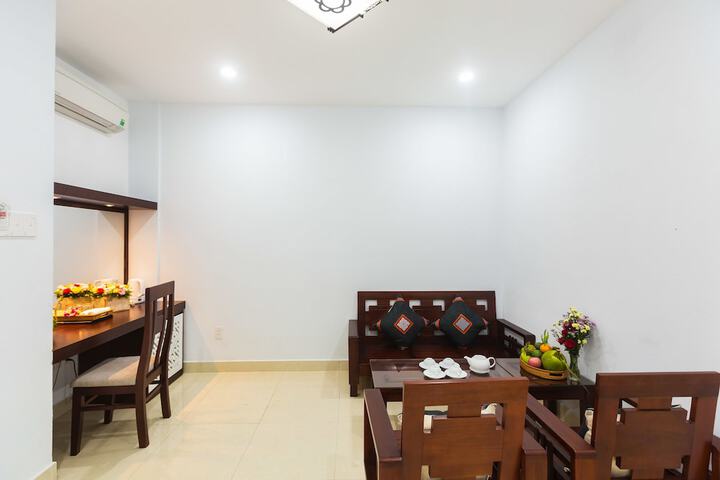 Room 12 of 44