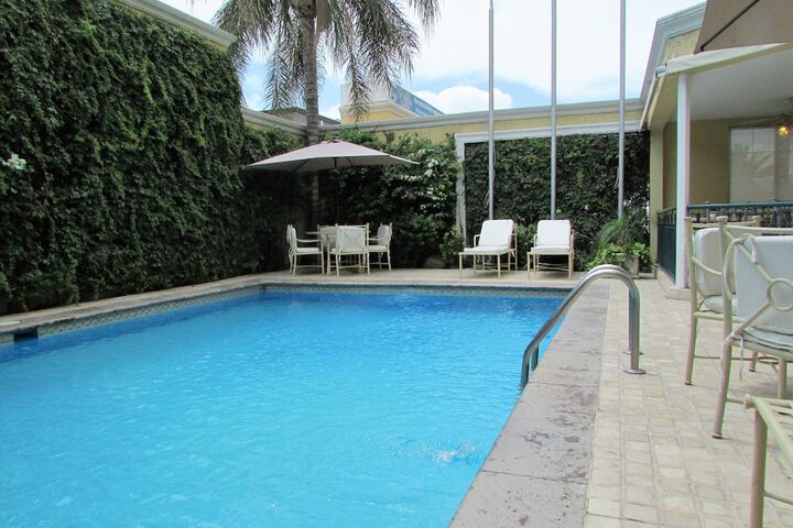 Pool 78 of 131