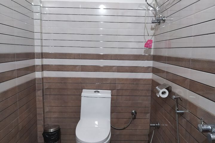 Room 60 of 104