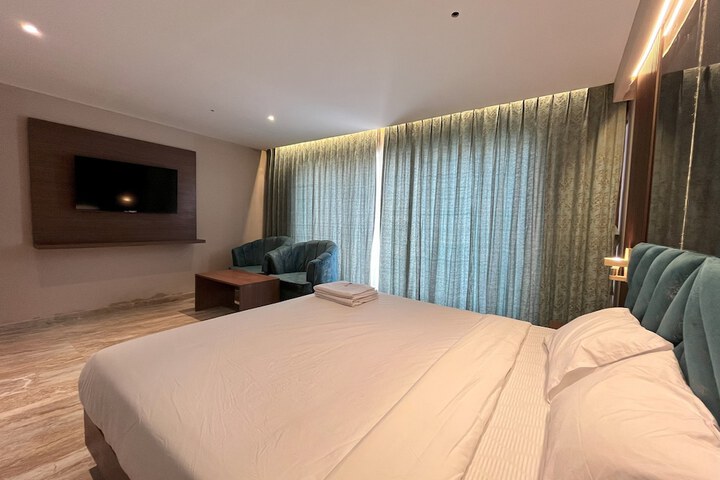 Room 19 of 58
