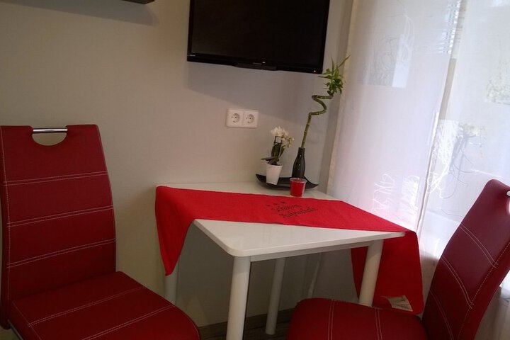 Room 14 of 61