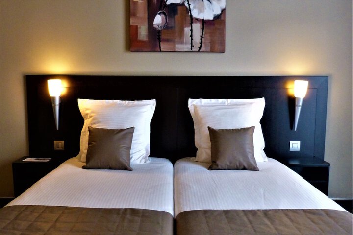 Room 10 of 55