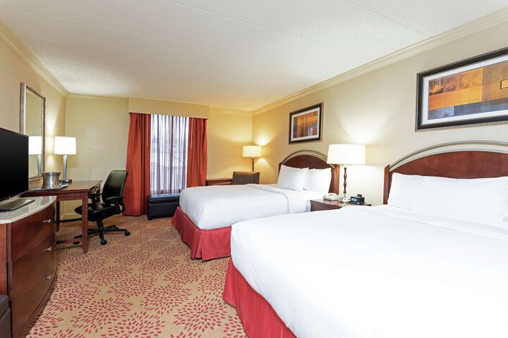 2 Double Beds (8 of 9)