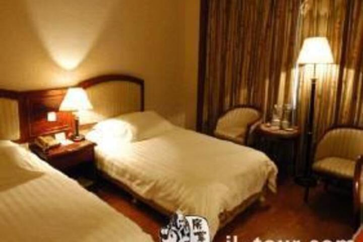 Jinjiang Metropolo Hotel Shanghai