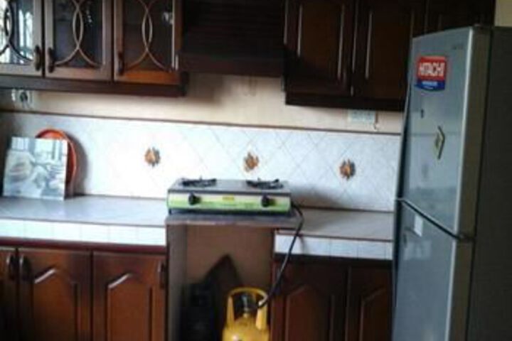 Room 5 of 7