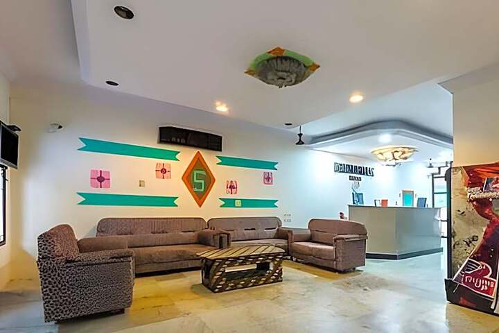 Hotel O Flagship Santhi Grand