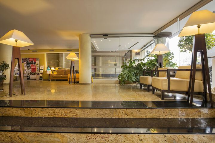 Guest Lobby