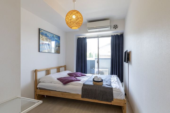 Room 10 of 23
