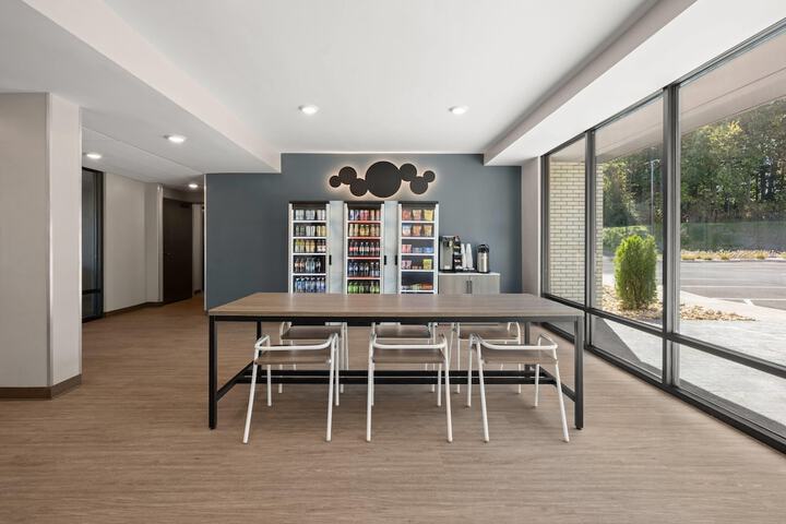 Hotel Interior 3 of 27