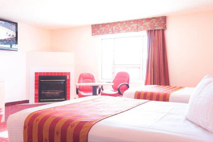 Room 25 of 48