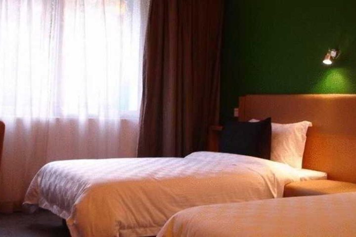 LINGNAN GARDEN INN