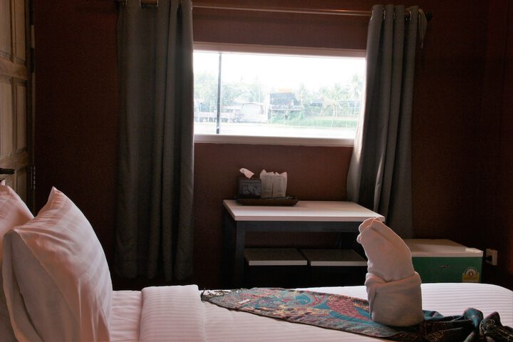 Room 48 of 90
