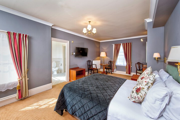 Room 13 of 41