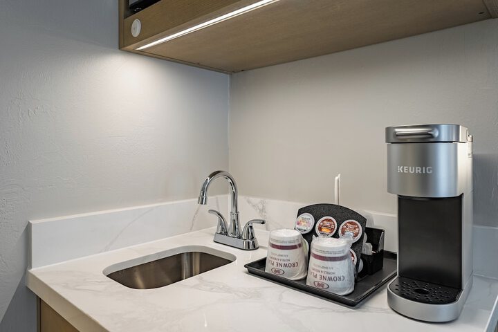 Private kitchenette