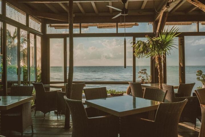Dining 96 of 131