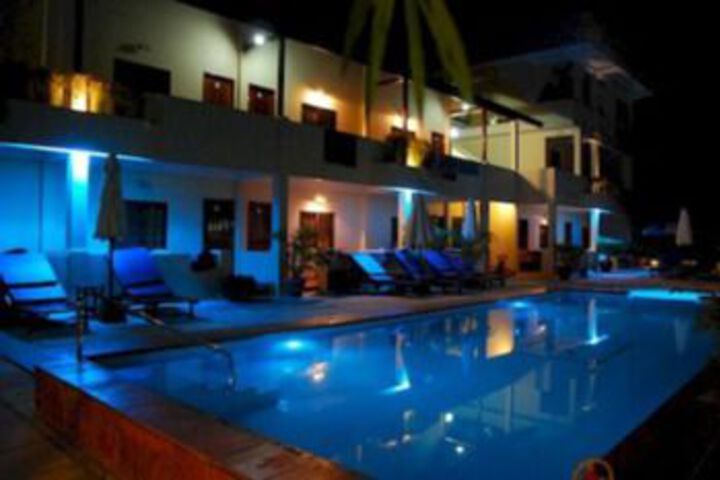 Pool 20 of 26