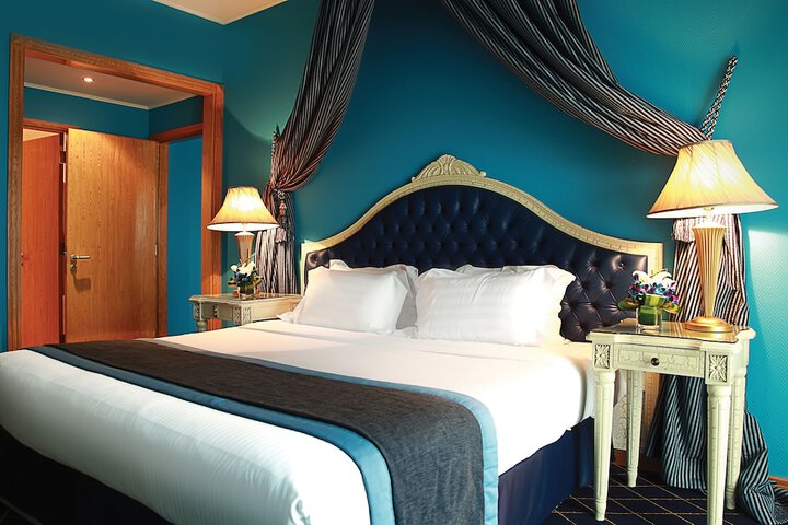 Room 7 of 46