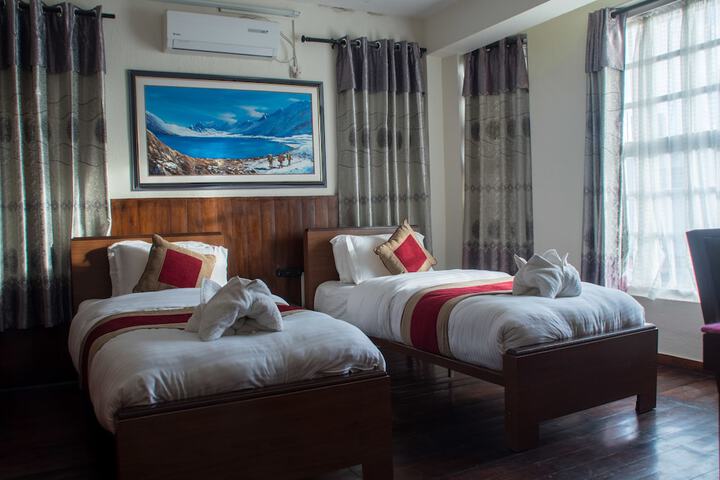 Room 15 of 50