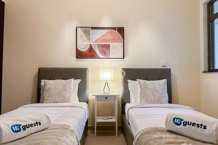 Room 16 of 53
