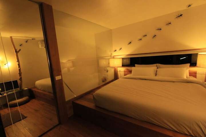 Room 3 of 67