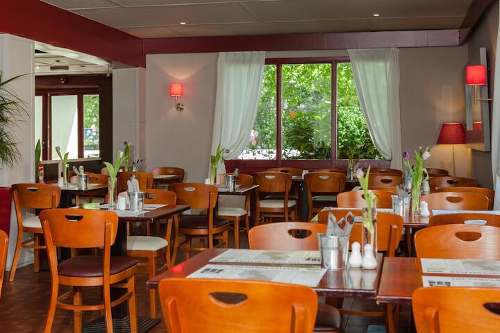 Dining Photos