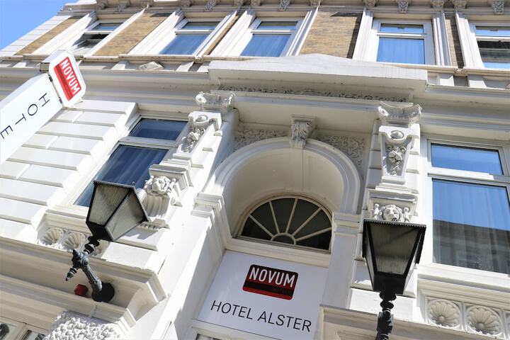 Hotel 61 of 70