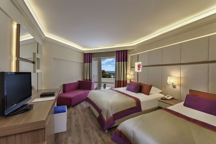 Room 50 of 72
