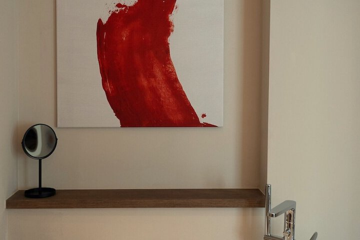 Room 57 of 165