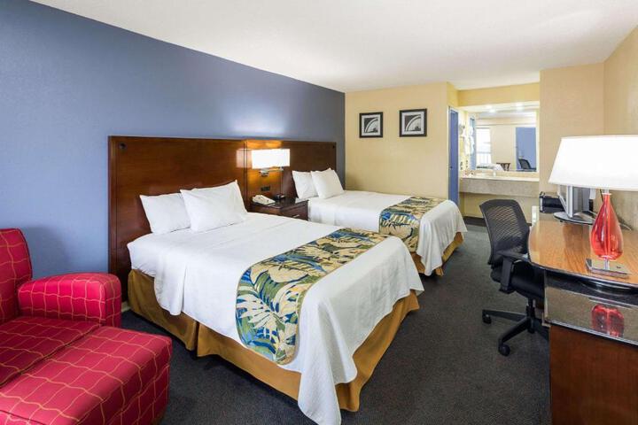 2 Double Beds Pet Friendly (4 of 8)