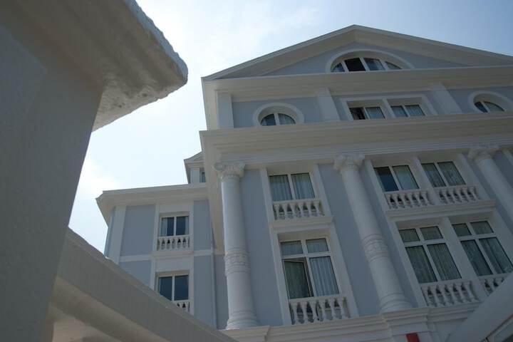 Hotel 46 of 49