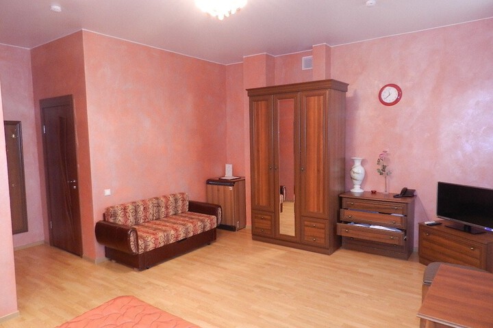 Room 14 of 34