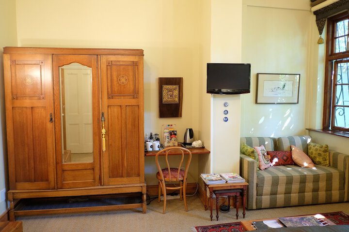 Room 21 of 60