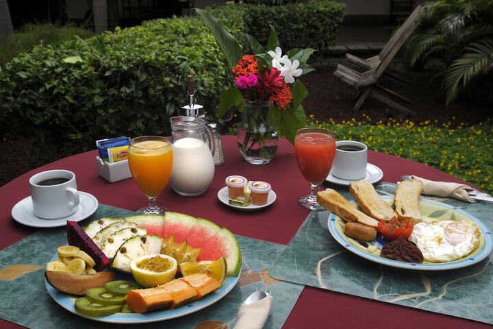 Dining Photos