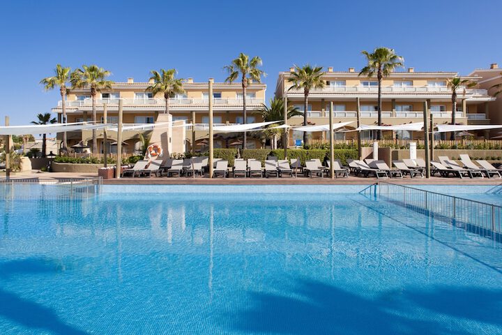 Pool Hotel