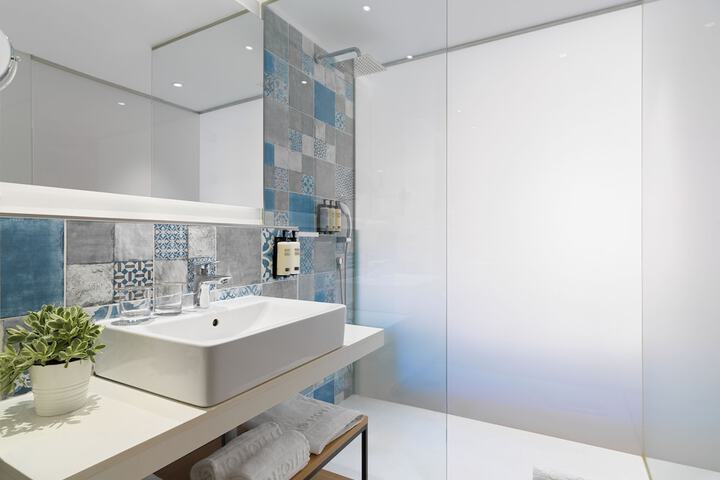 Bath Interior