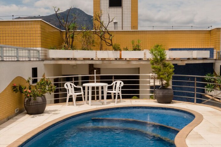 Pool 59 of 114