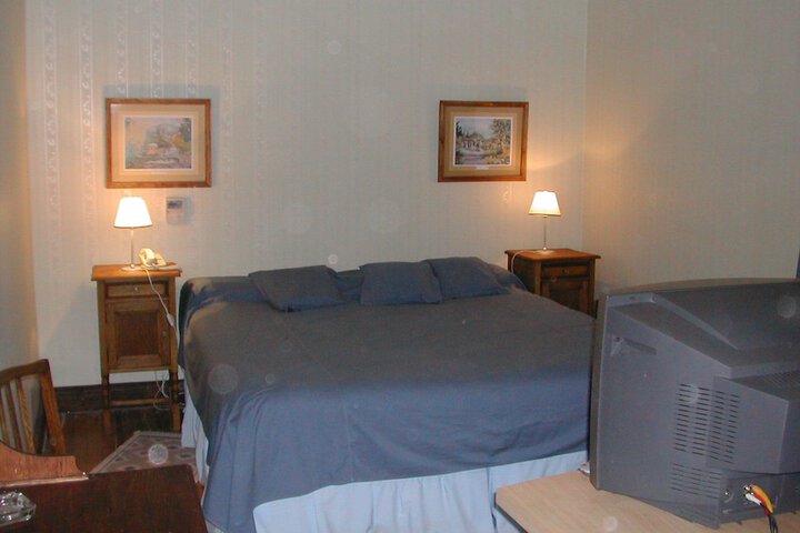 Room 5 of 19
