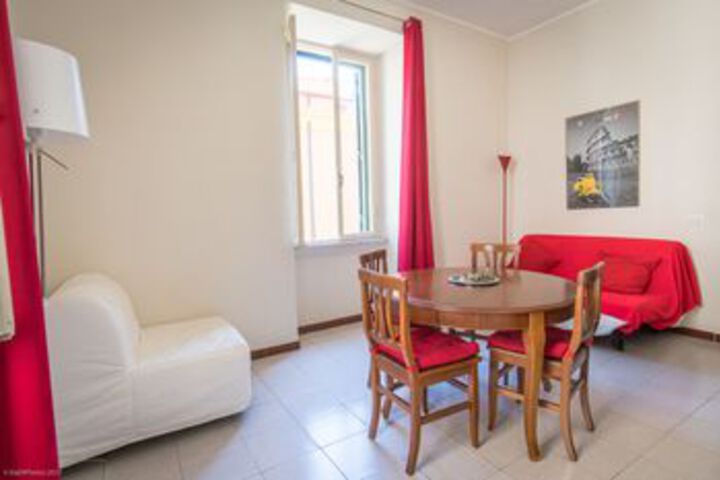 Room 15 of 18